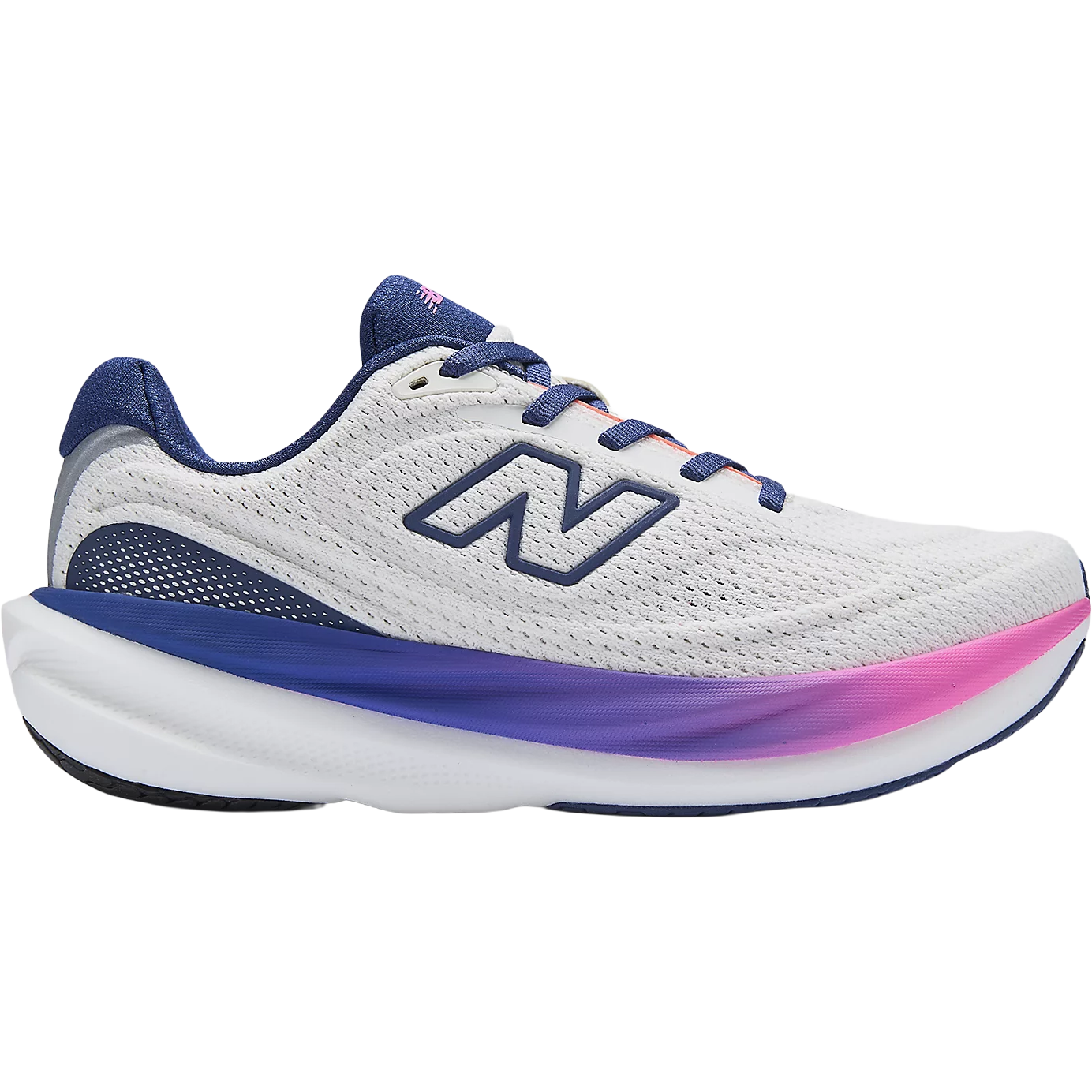 Women's 1080 v15 alternate view