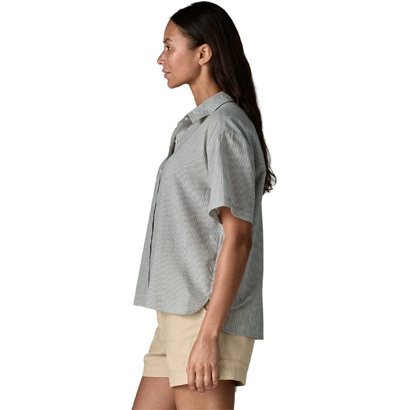 Women's Lightweight A/C Shirt, Patagonia Women's Lightweight A/C Shirt in Smolder Blue side view on model