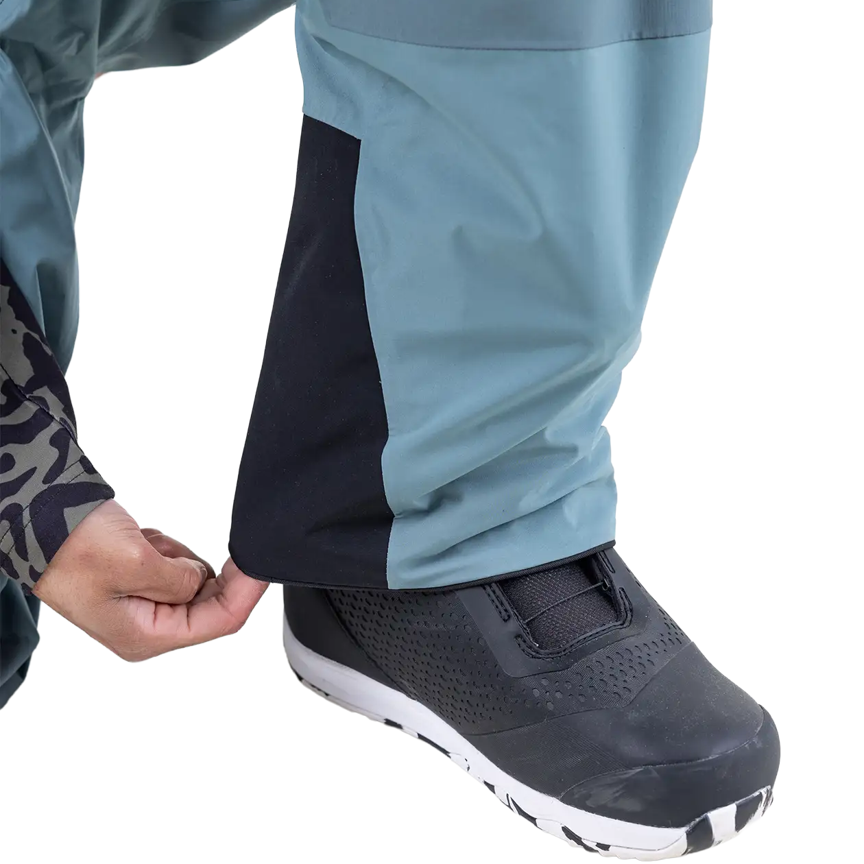 Men's MTN Surf Recycled Pant alternate view