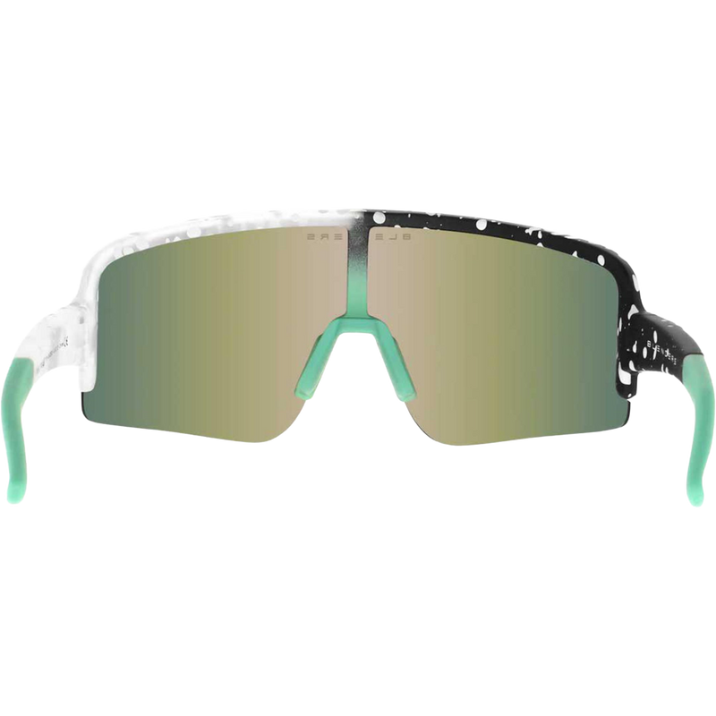 Eclipse X2, Blenders Eclipse X2 behind lens