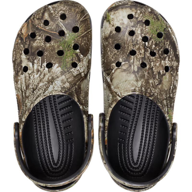 Classic Realtree Clog, Crocs Classic Realtree Clog in 90H Realtree pair top