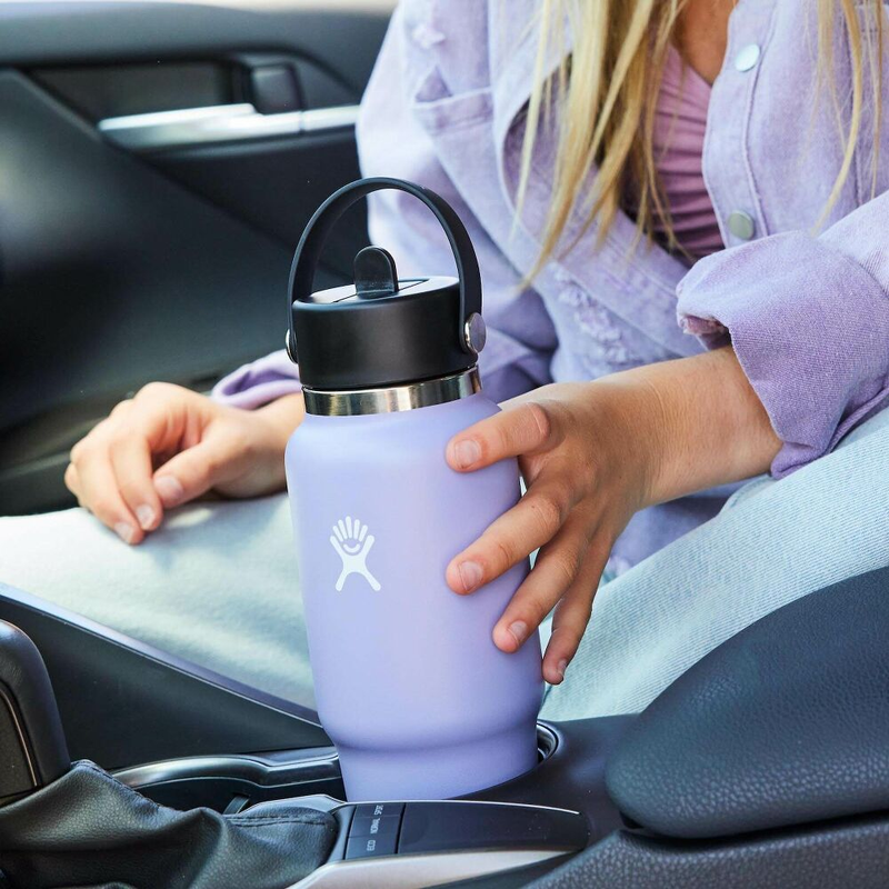 32 oz Wide Flex Straw Travel Bottle, Hydro Flask 32 oz Wide Flex Straw Travel Bottle Lifestyle