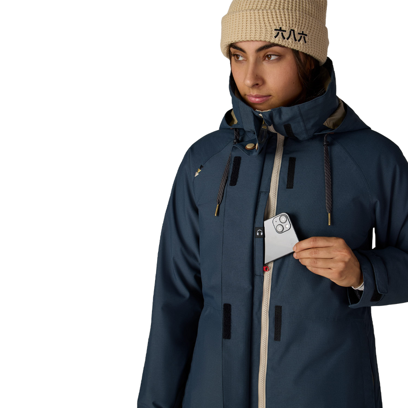 Women's Smarty 3-in-1 Spellbound Jacket, 686 Women's Smarty 3-in-1 Spellbound Jacket in Navy Dobby chest pocket detail