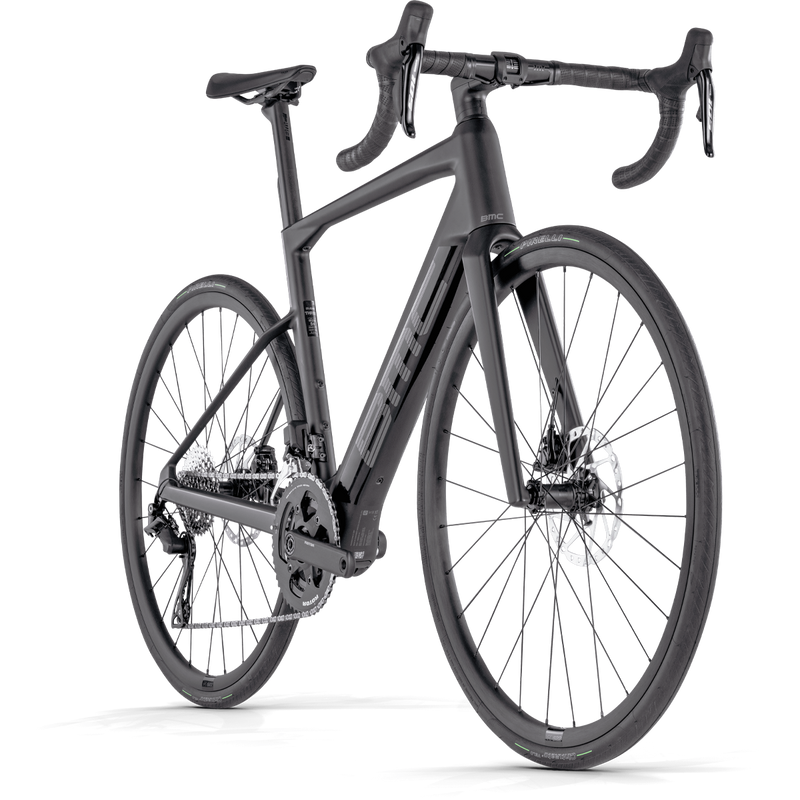 Roadmachine 01 AMP THREE, BMC Roadmachine 01 AMP THREE front of bike