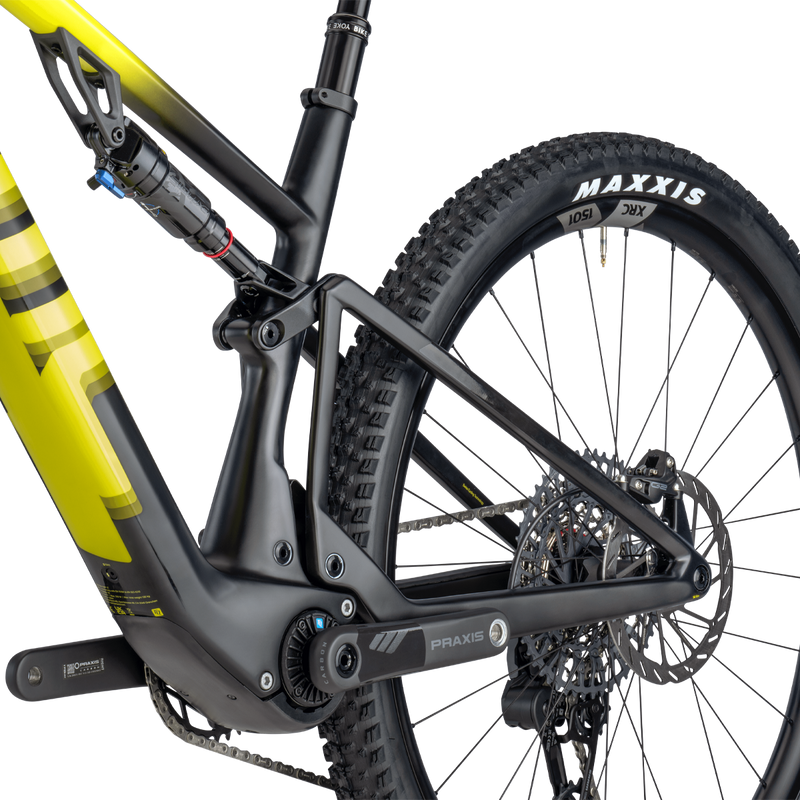 Fourstroke AMP LT ONE, BMC FS AMP LT ONE rear quarter of bike