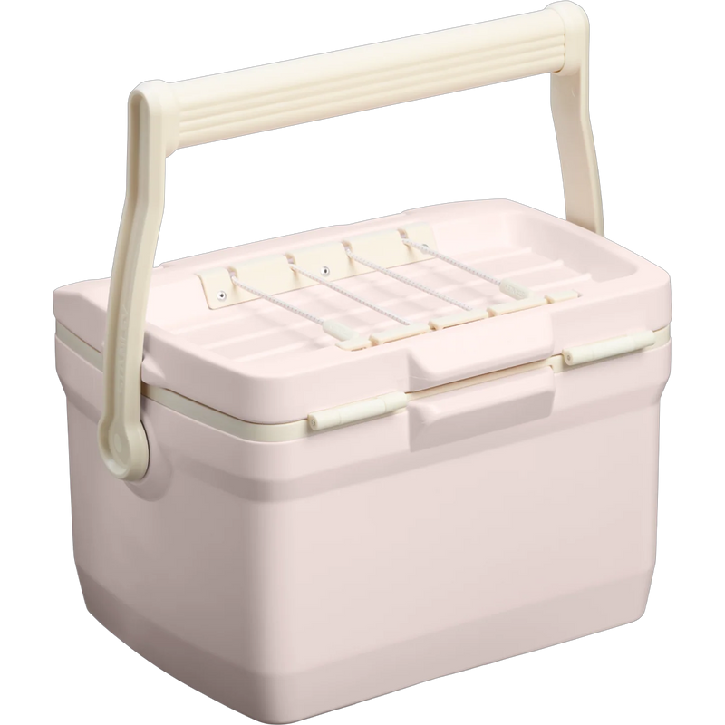 Easy-Carry Outdoor Cooler - 7 qt, Stanley Easy-Carry Outdoor Cooler 7Qt bungee lid