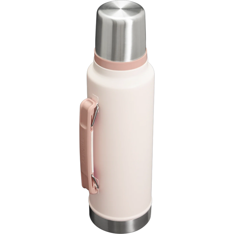 Legendary Classic Bottle - 1.5 qt, Stanley Legendary Classic Bottle 1.5 QT back