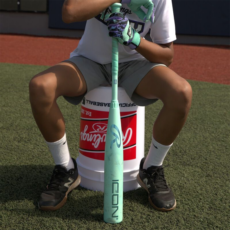 Icon -8 USSSA 2 3/4", Rawlings Icon -10 USSSA 2 3/4" in Mint with model