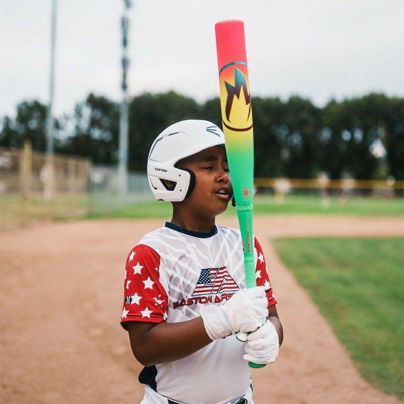 Hype Fire -11 USA 2 5/8", Easton Sports Hype Fire  USA 2 5/8" in Green/Pink with model