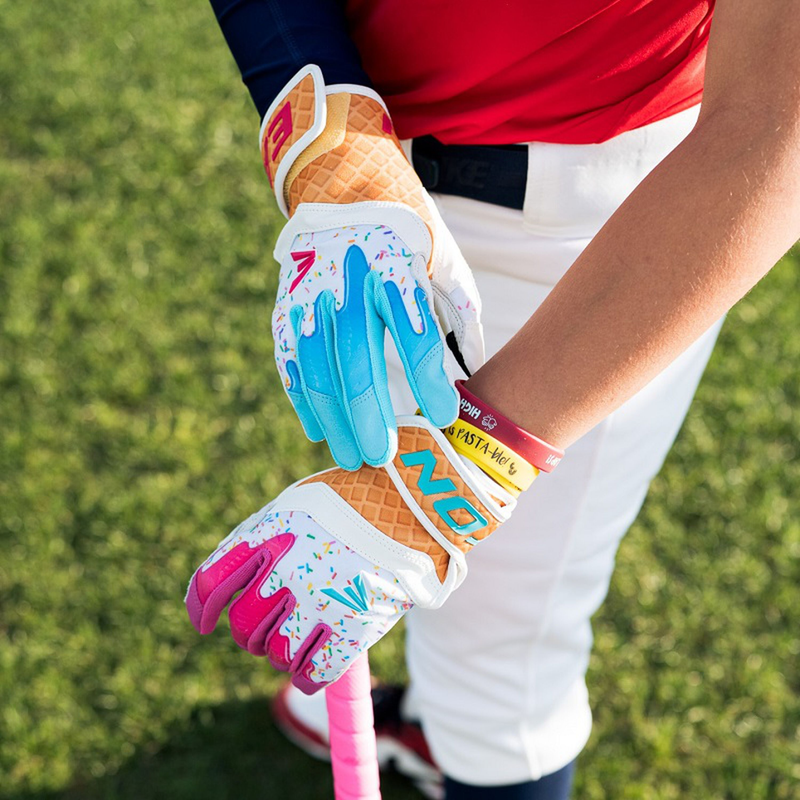 Walk-Off Ethos Gloves, Easton Walk-Off Ethos Gloves Lifestyle