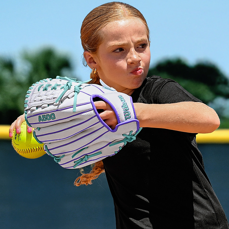 A500 Siren Fastpitch - 11.75" Closed Web, Wilson A500 Siren Fastpitch - 11.75" Closed Web Lifestyle