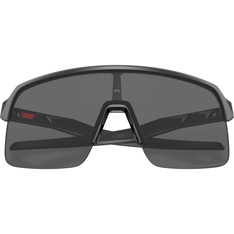 Sutro Lite - Matte Carbon/Clear Photochromic, Oakley Sutro Lite Matte Carbon Clear Photochromic front folded with the lenses dark