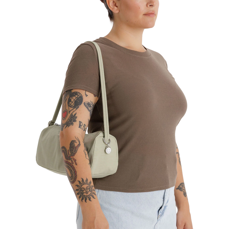 Nylon Loaf Bag, BAGGU Nylon Loaf Bag on model shoulder