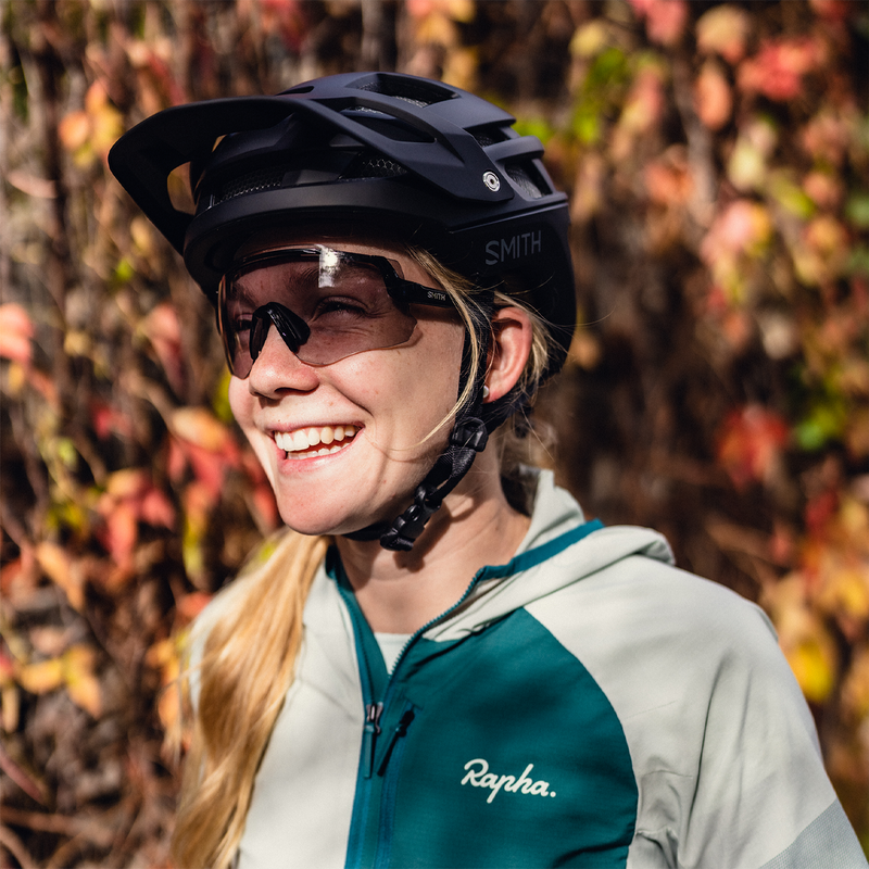 Momentum Photochromic, Smith Sport Optics Momentum Photochromic on rider