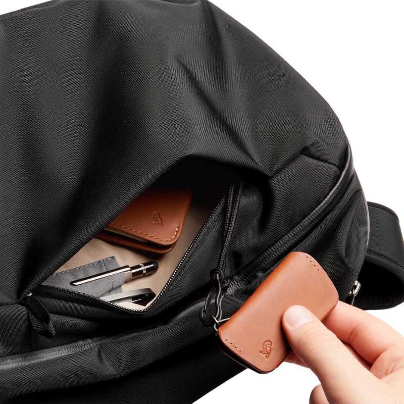 Transit Workpack 20L, Bellroy Transit Workpack 20L front zipper