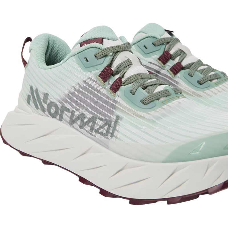 Men's Cadi, Nnormal Men's Cadis in Green side by side with logo detail