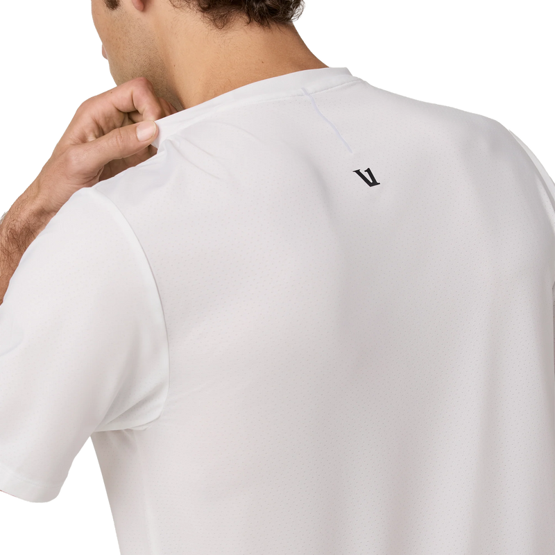 Men's Viewpoint Perform Tee Short Sleeve 2.0, Vuori Men's Viewpoint Perform Tee Short Sleeve 2.0 Back Logo