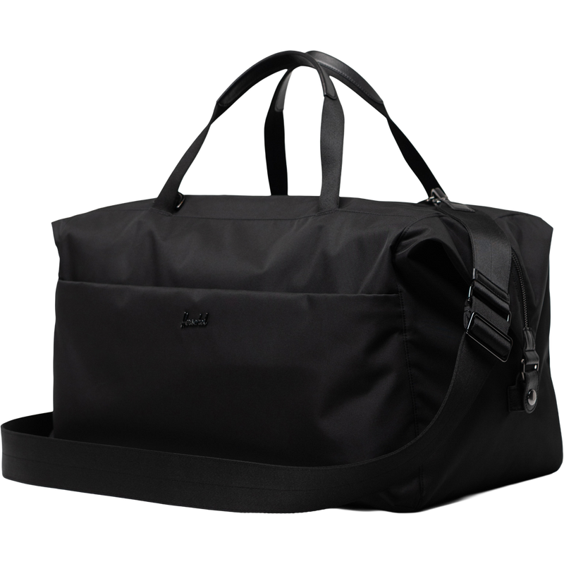 Maia Weekender, Herschel Maia Weekender 3/4 view