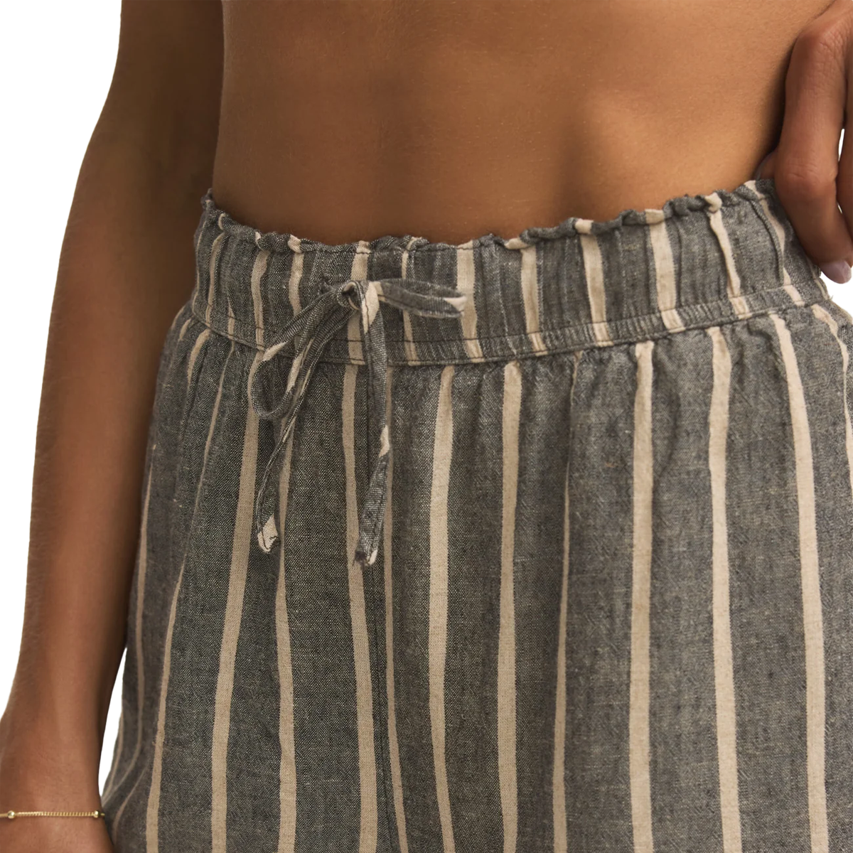 Women's The Perfect Linen Short alternate view