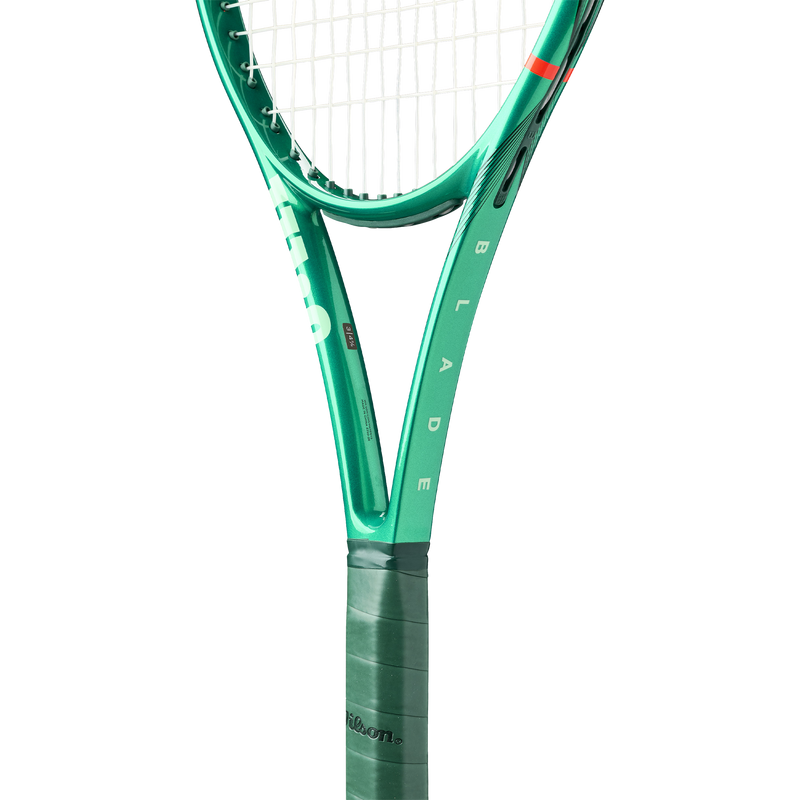 Blade 100 V10, Wilson Blade 100 V10 Throat