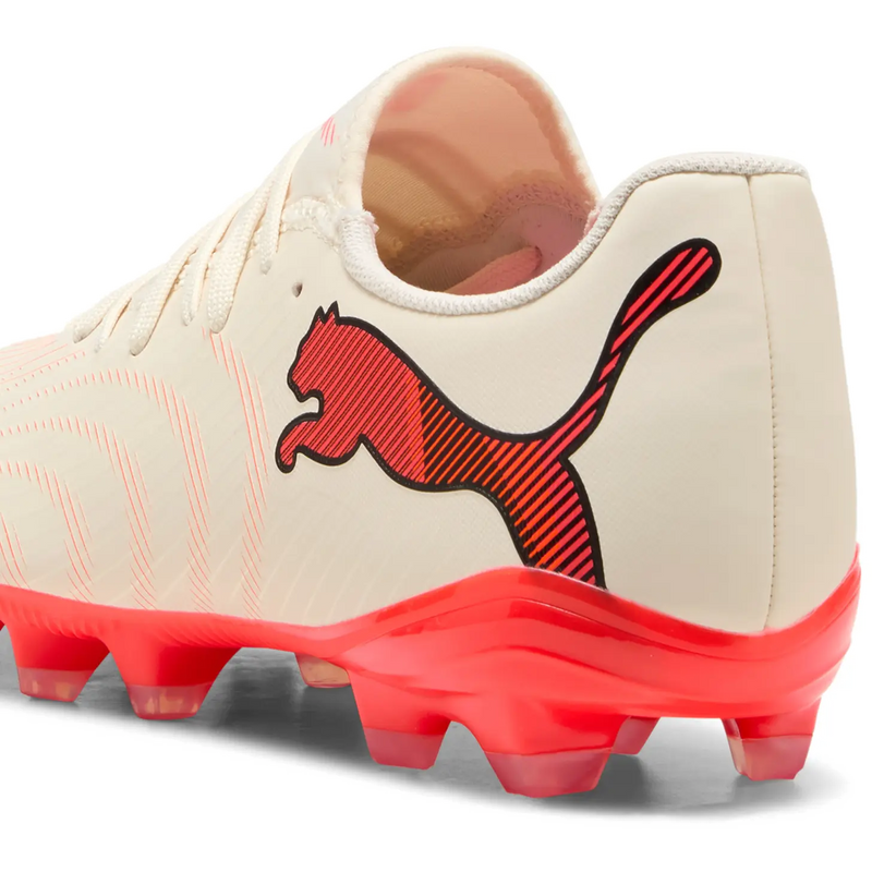 Future 9 Play FG/AG, Puma Future 9 Play FG/AG in 01-Sugared Almond/White/Ultra Red/Black heel