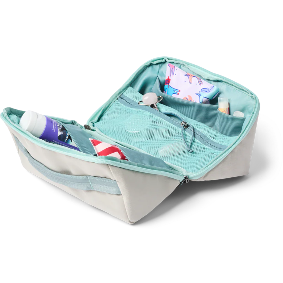 Viaje Toiletry Kit alternate view