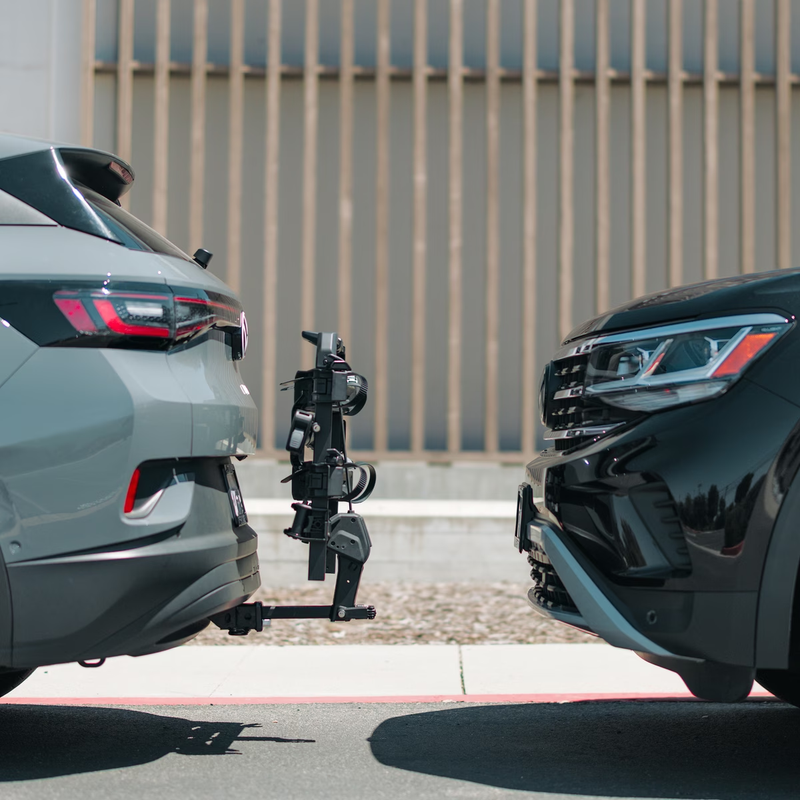 Outpace, Thule Outpace folded on car