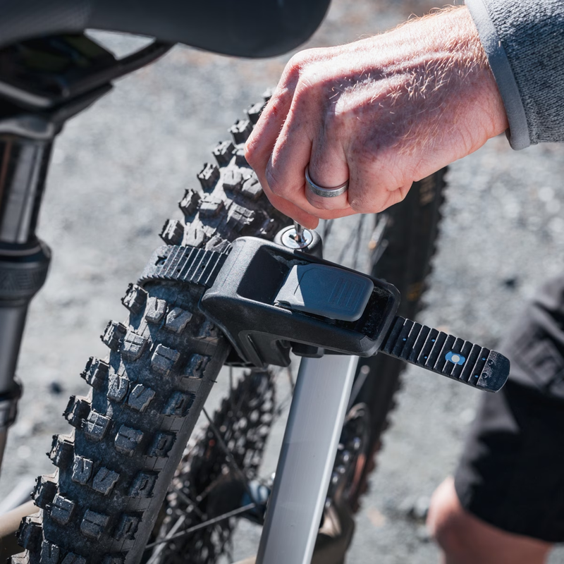 Vero 2 Bike Hitch Rack, Thule Vero 2 Bike Hitch Rack lock