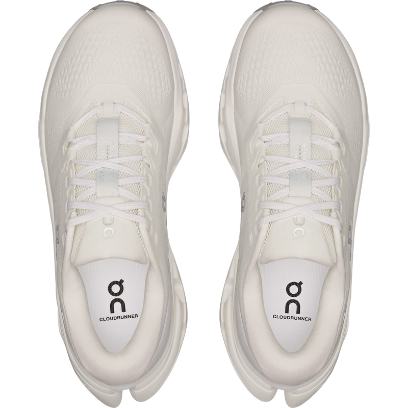 Women's Cloudrunner 3 Wide, On Women's Cloudrunner 3 in White/Ivory pair top