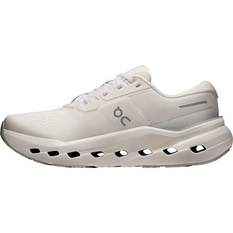 Women's Cloudrunner 3 Wide, On Women's Cloudrunner 3 in White/Ivory 