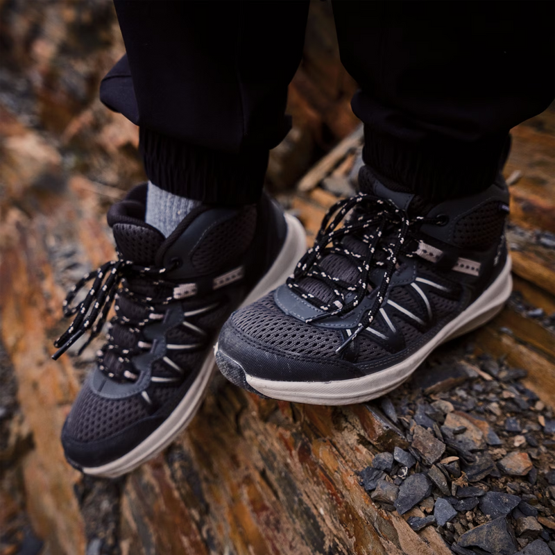 Youth Peakfreak Rush Mid Waterproof Shoe, Columbia Youth Peakfreak Rush Mid Waterproof Shoe in Black Grill on model