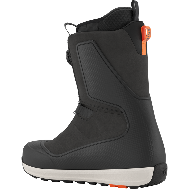 Reset, Union Reset in Black inside of right boot