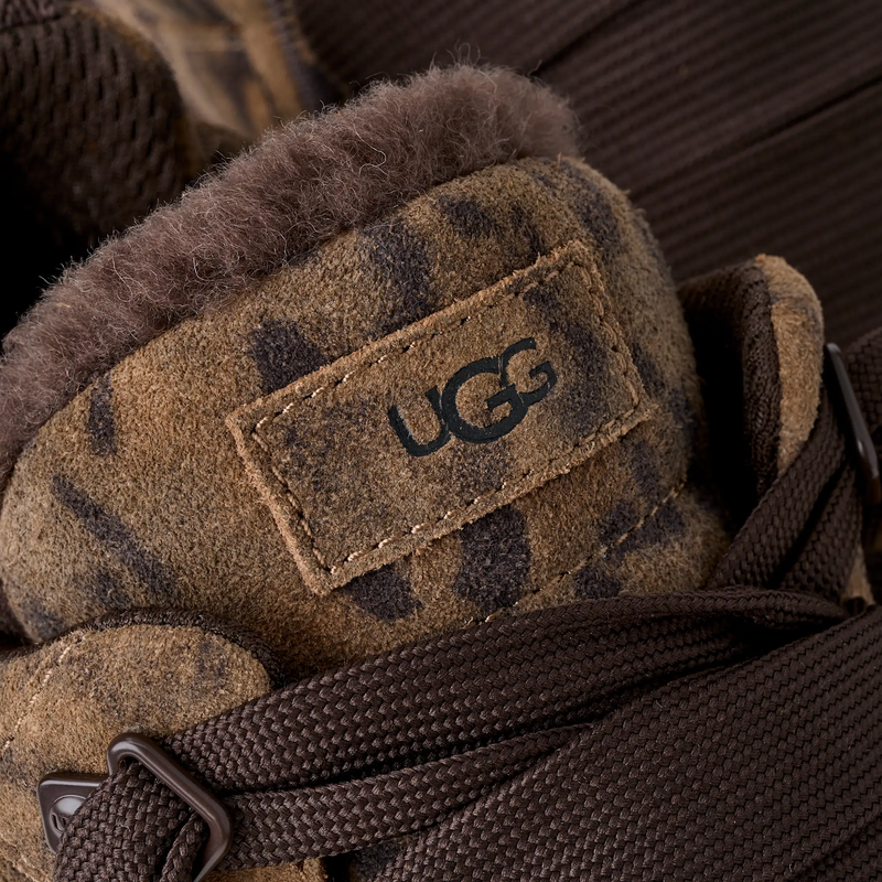 Women's Lowmel Spotted, UGG Women's Lowmel Spotted in CHE-Chestnut logo