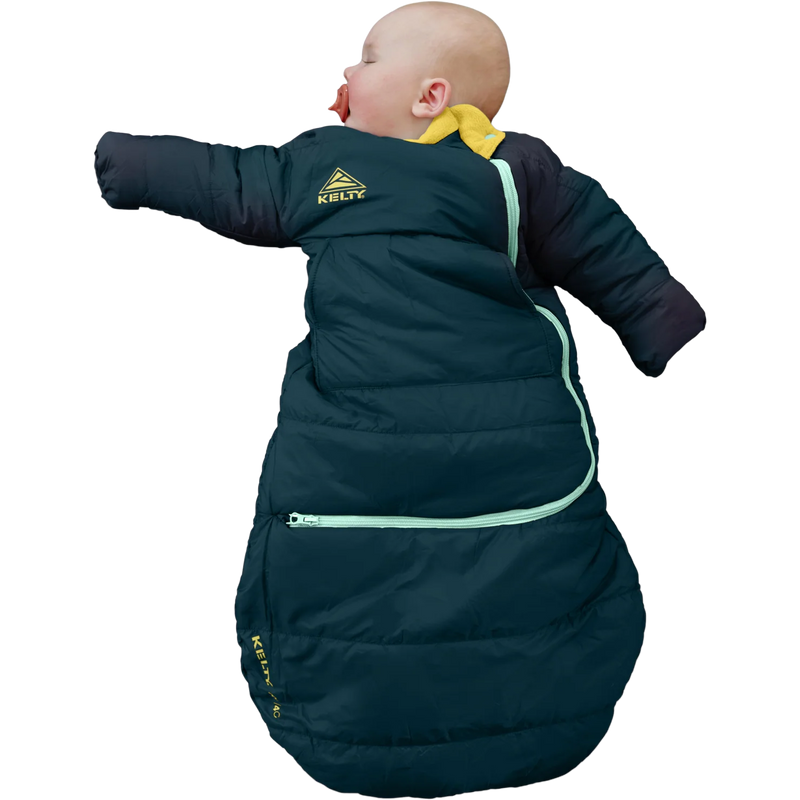 Space Cadet 30 Infant, Kelty Space Cadet 30 in Mediterranean with baby