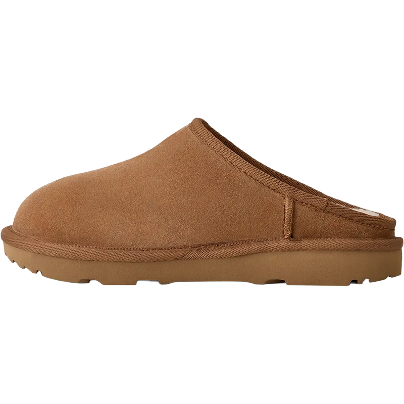 UGG Youth Classic Slip-On in Chestnut left facing