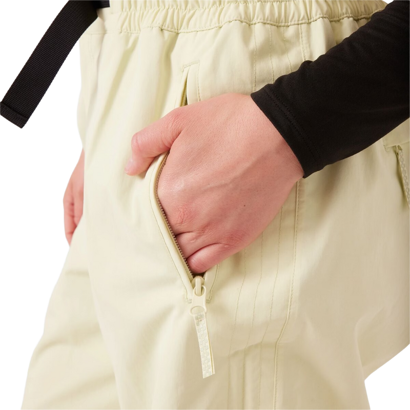 Women's Bleeker Pant, Roxy Women's Bleeker Pant in Jade with pocket detail