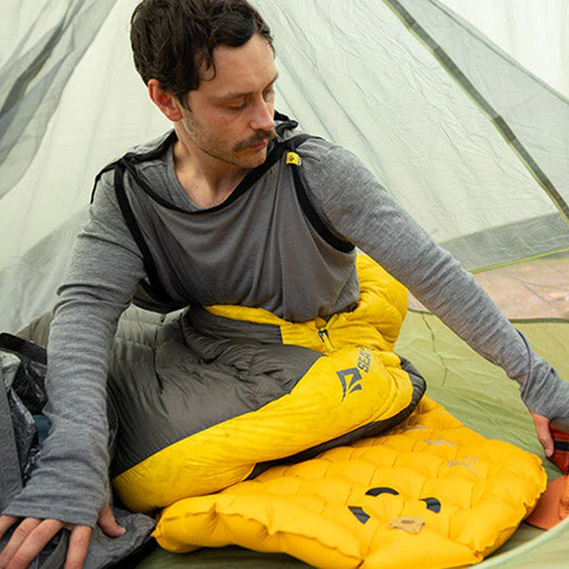 Reactor Lightweight Liner Regular, Sea to Summit Reactor Lightweight Liner at camp