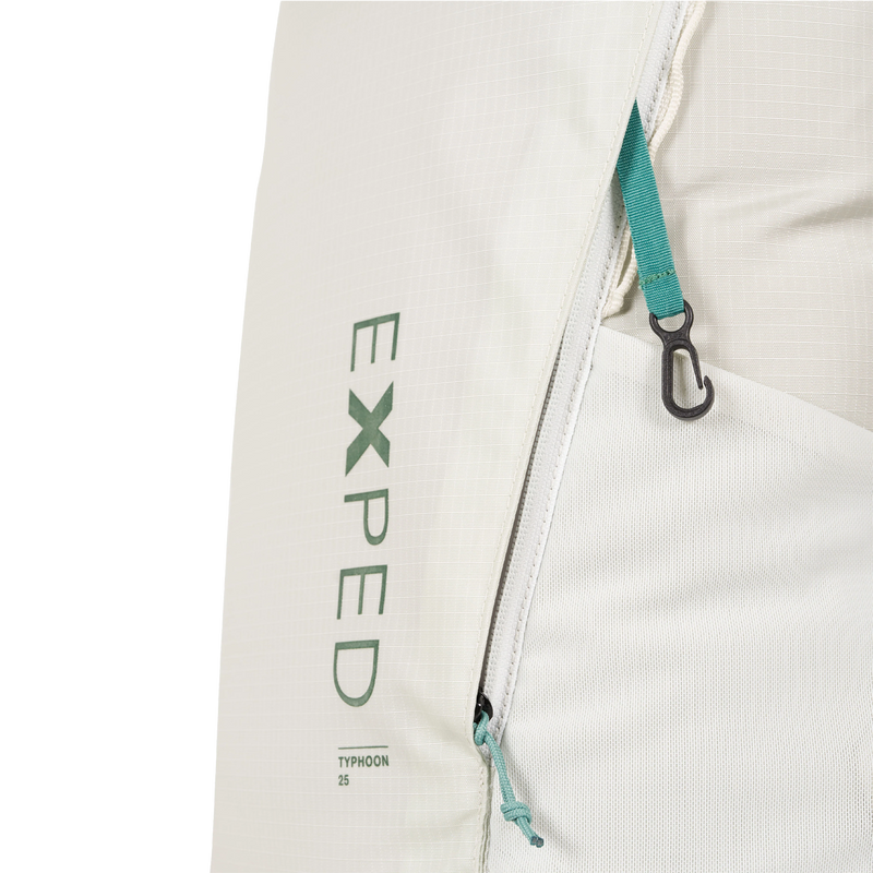 Typhoon 25, Exped Typhoon 25 front pocket key loop