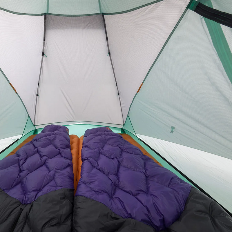 Sarvis VST 2, Big Agnes Sarvis VST 2 in Asphalt/Mint Leaf inside with sleeping bags