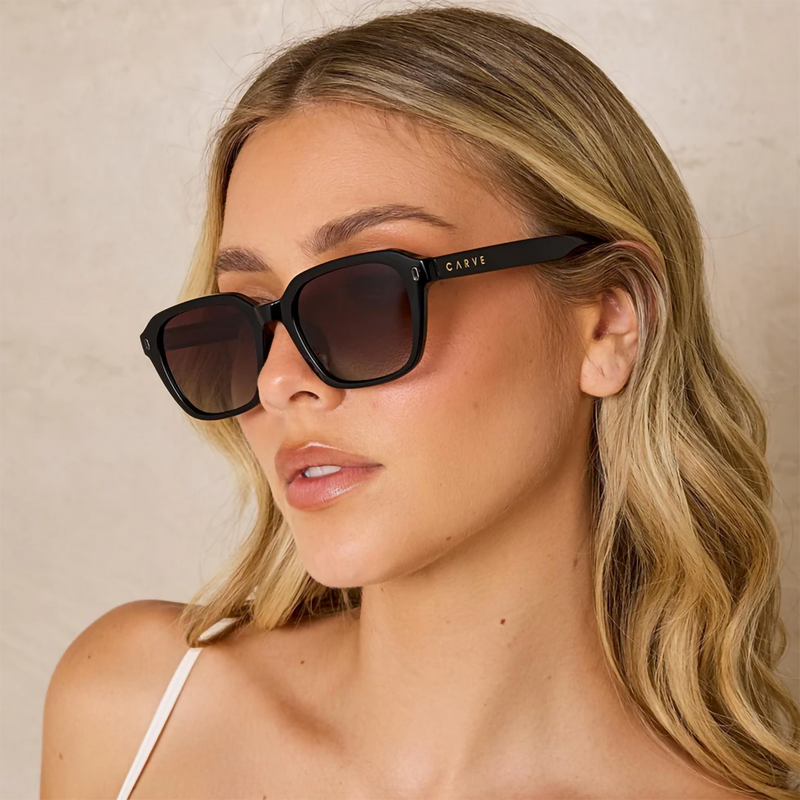 Del Ray, Carve Del Ray in Gloss Black + Brown Gradient Polarized on model