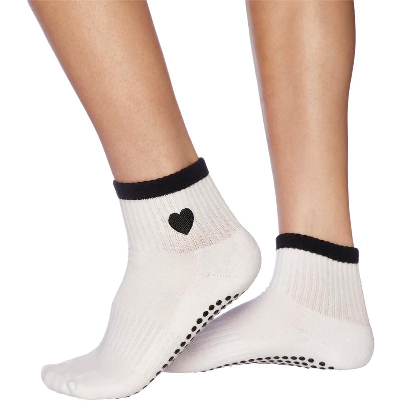 Women's Grip Quarter Socks, Featured Image