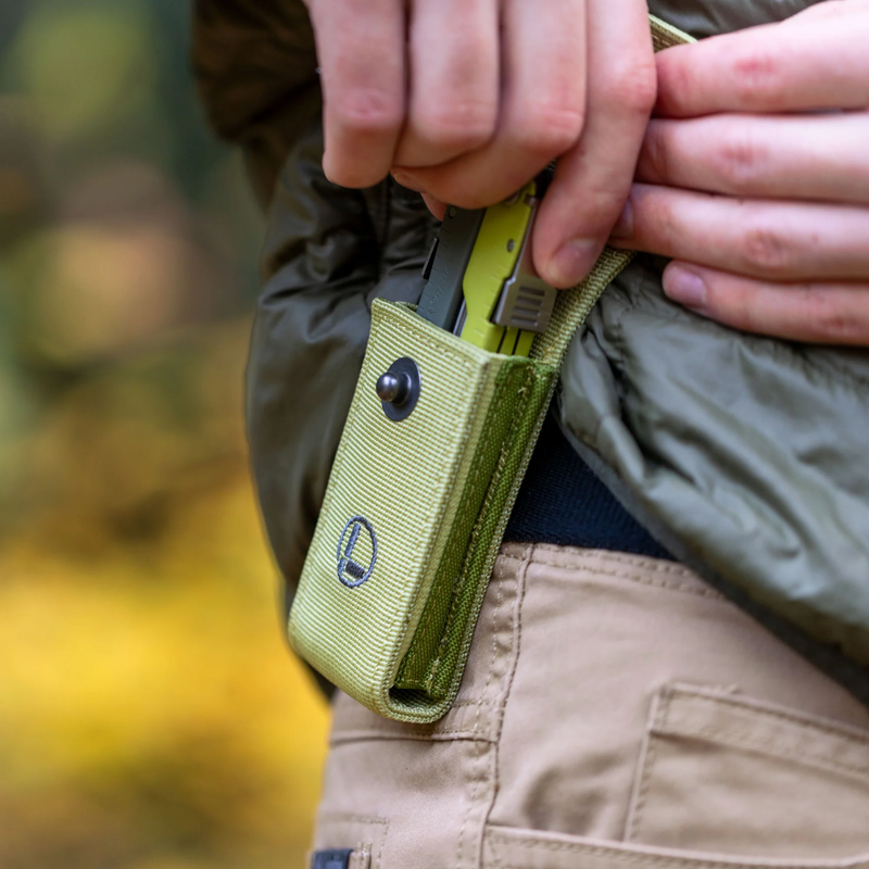 Rebar Burnt Sienna, Leatherman Rebar Lifestyle