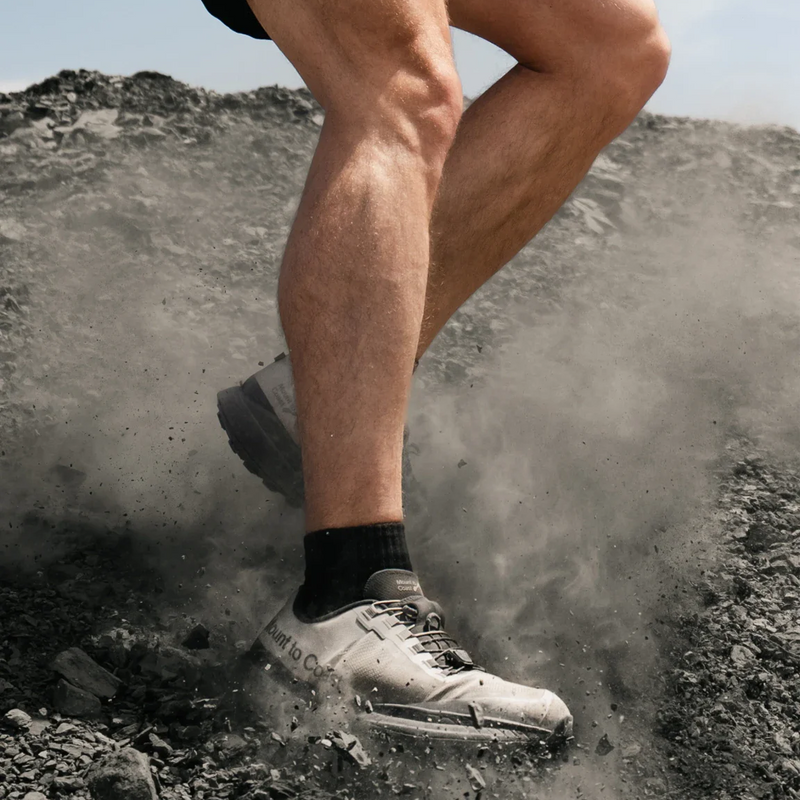 Men's T1, Mount to Coast T1 on trail lifestyle