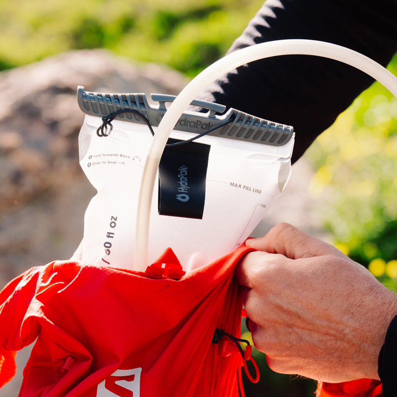 Velocity 3L, Hydrapak Velocity 3L in backpack