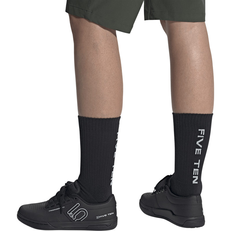 Women's Freerider Pro, Five Ten Women's Freerider Pro on rider