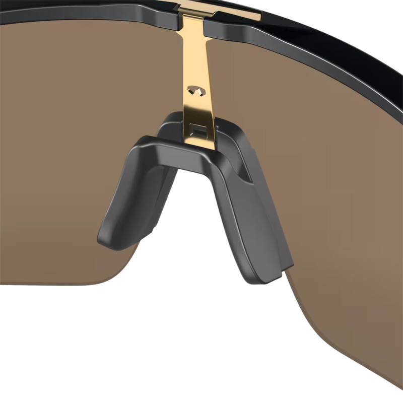 Sutro Lite, Oakley Sutro Lite in Matte Carbon + PRIZM 24K back of lens
