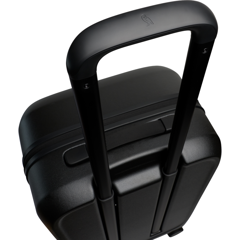 Transit Check-In, Bellroy Transit Check-In in Black with handle detail
