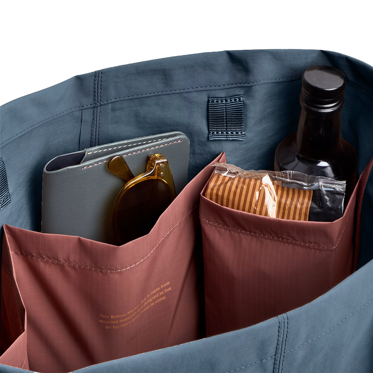 Market Tote alternate view