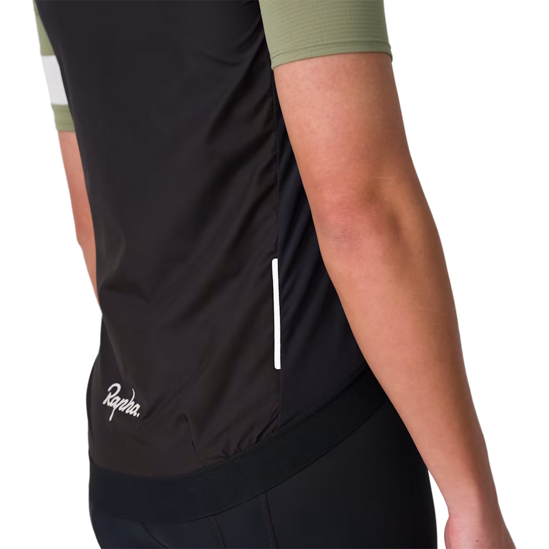 Men's Core Gilet, Rapha Men's Core Gilet in BLW-Black/White back right