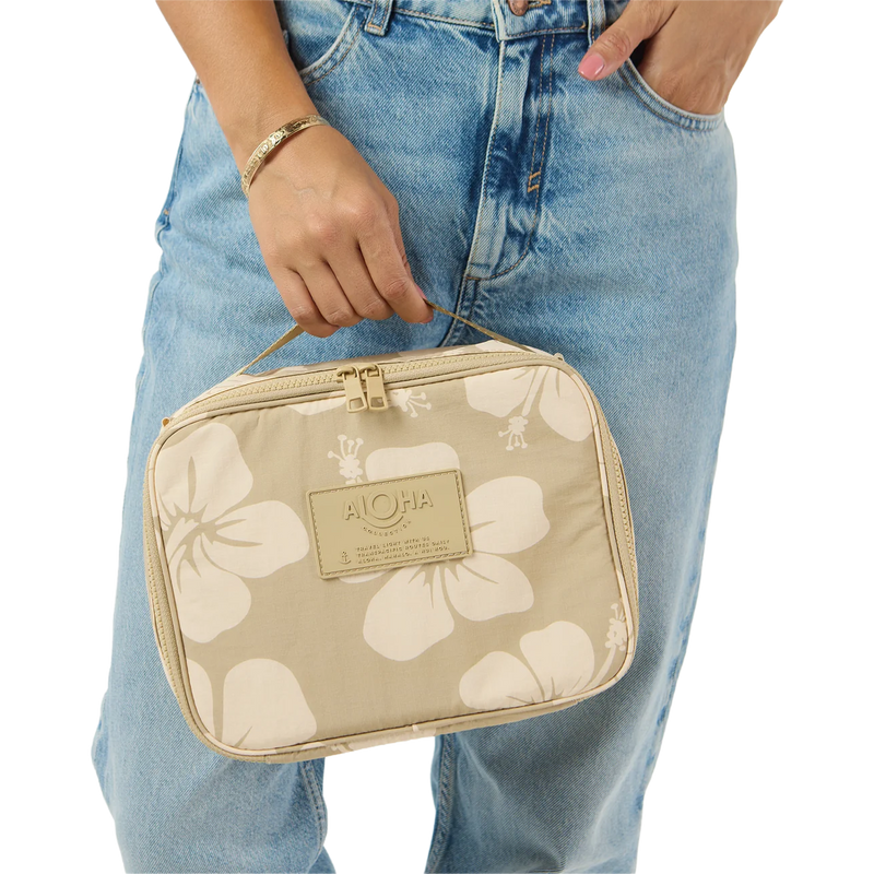 Hana Hou Lunch Box, Aloha Collection Hana Hou Lunch Box in Creme Dune size refence to model